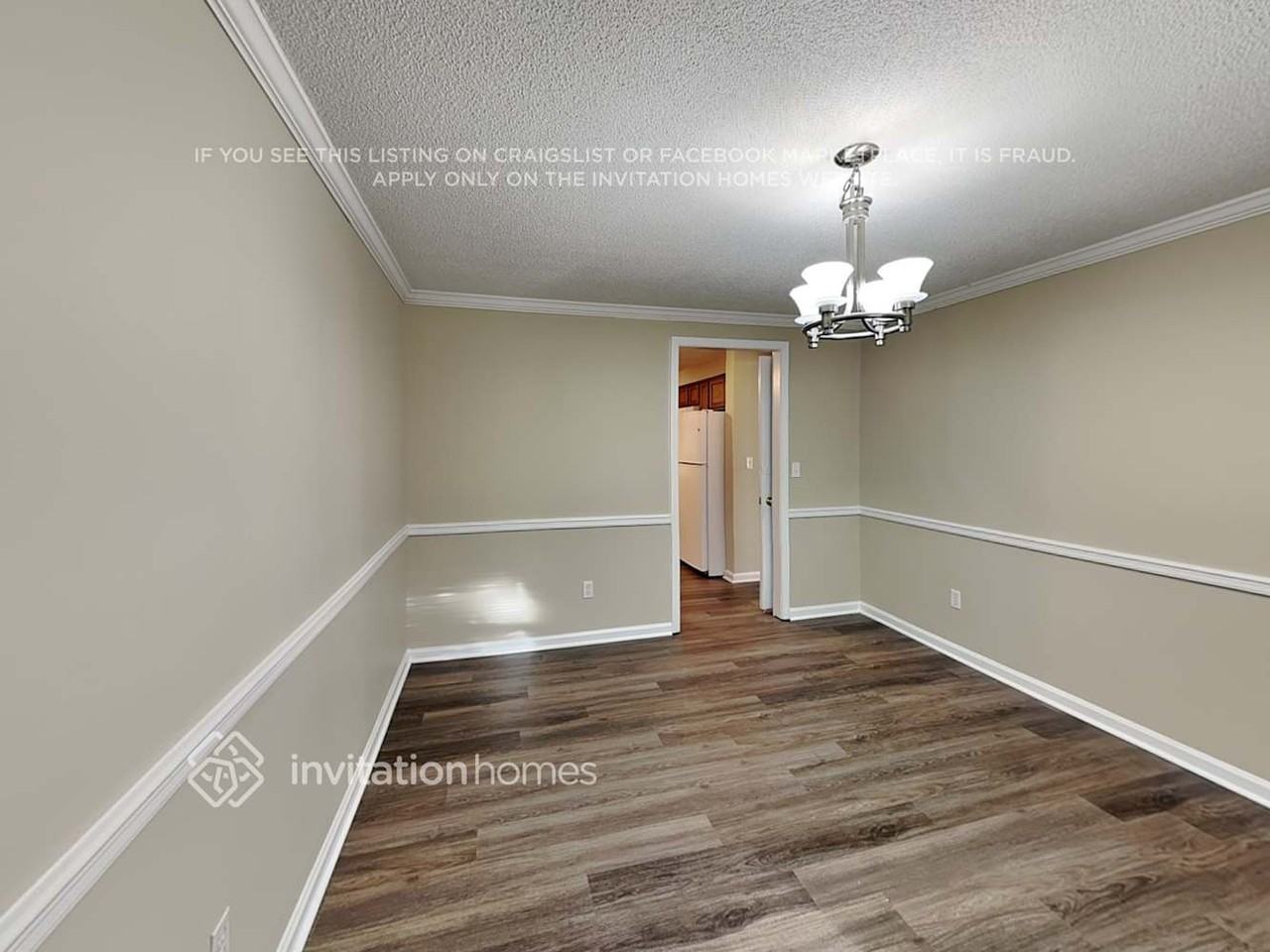 7501 Batavia Ln - Photo 7 of 23