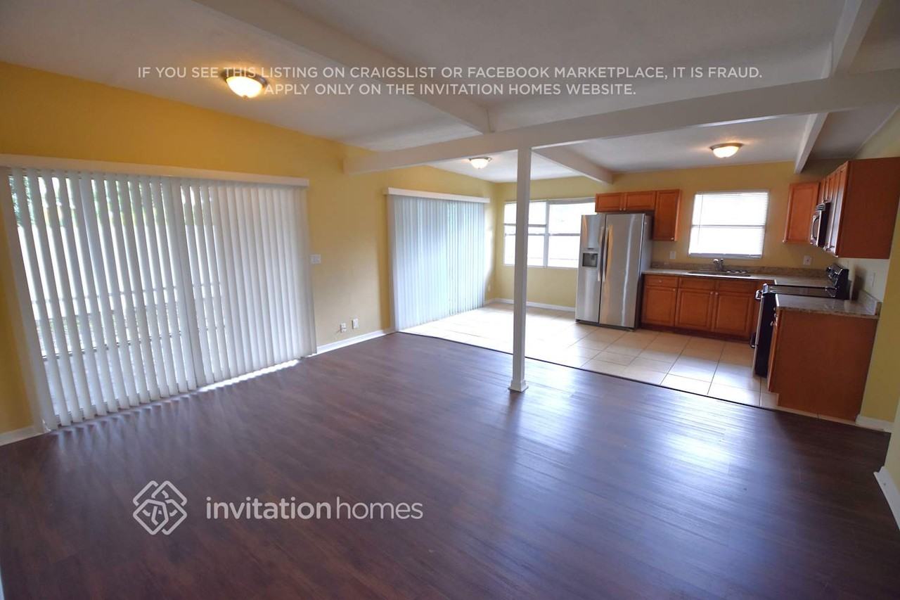 5620 86th Ave N - Photo 5 of 14