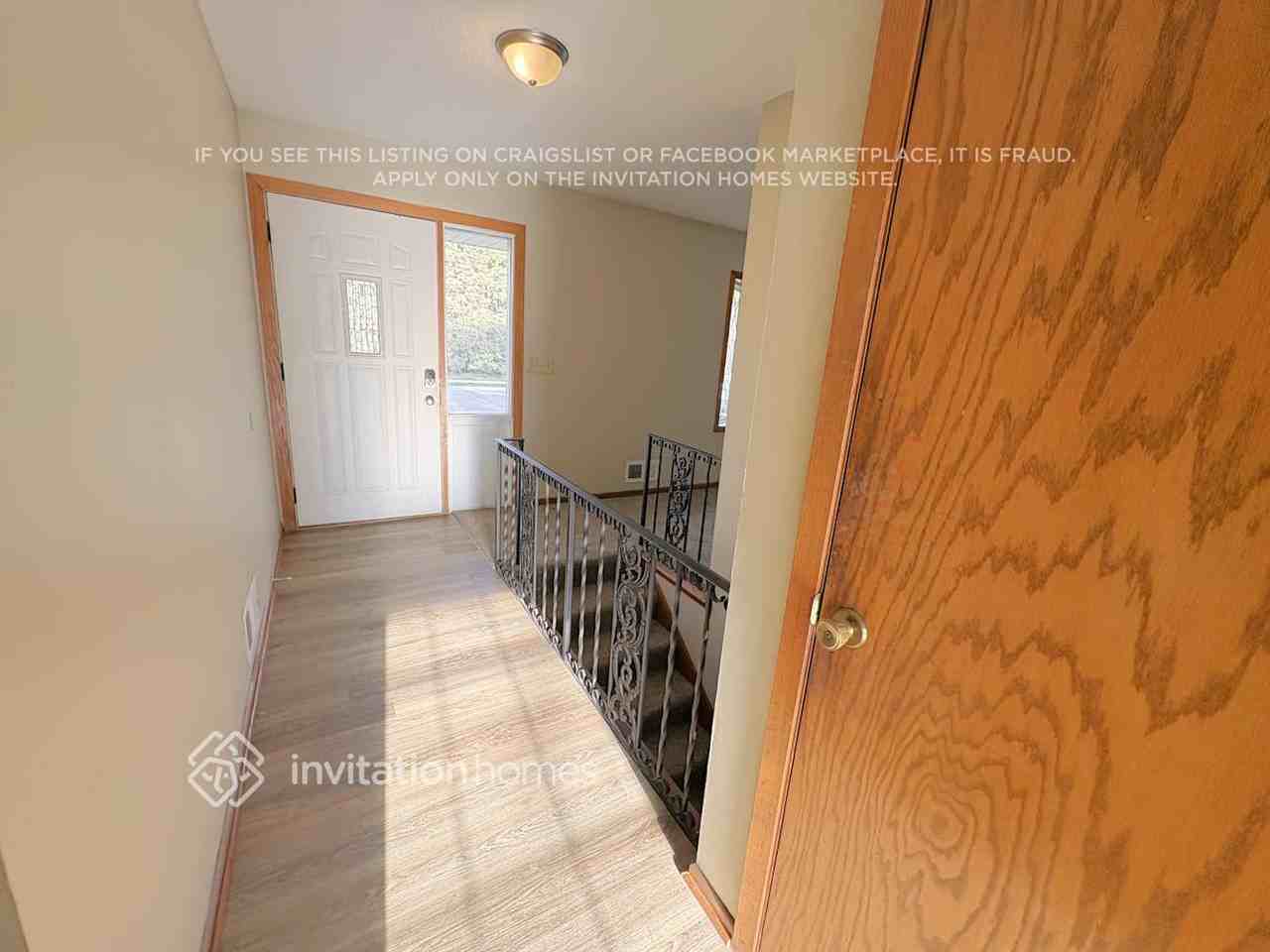 1411 Bidwell St - Photo 2 of 14