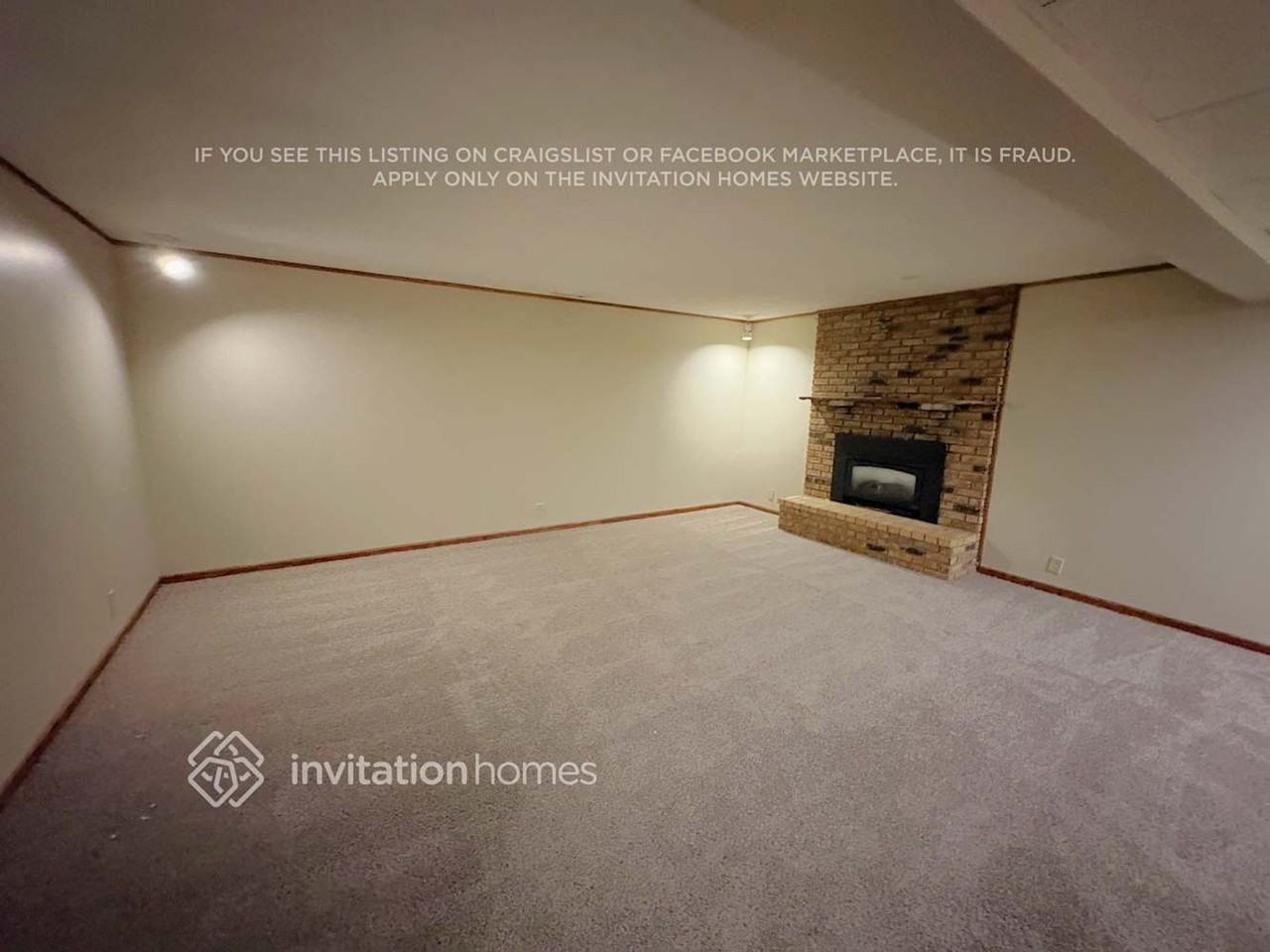 1411 Bidwell St - Photo 6 of 14