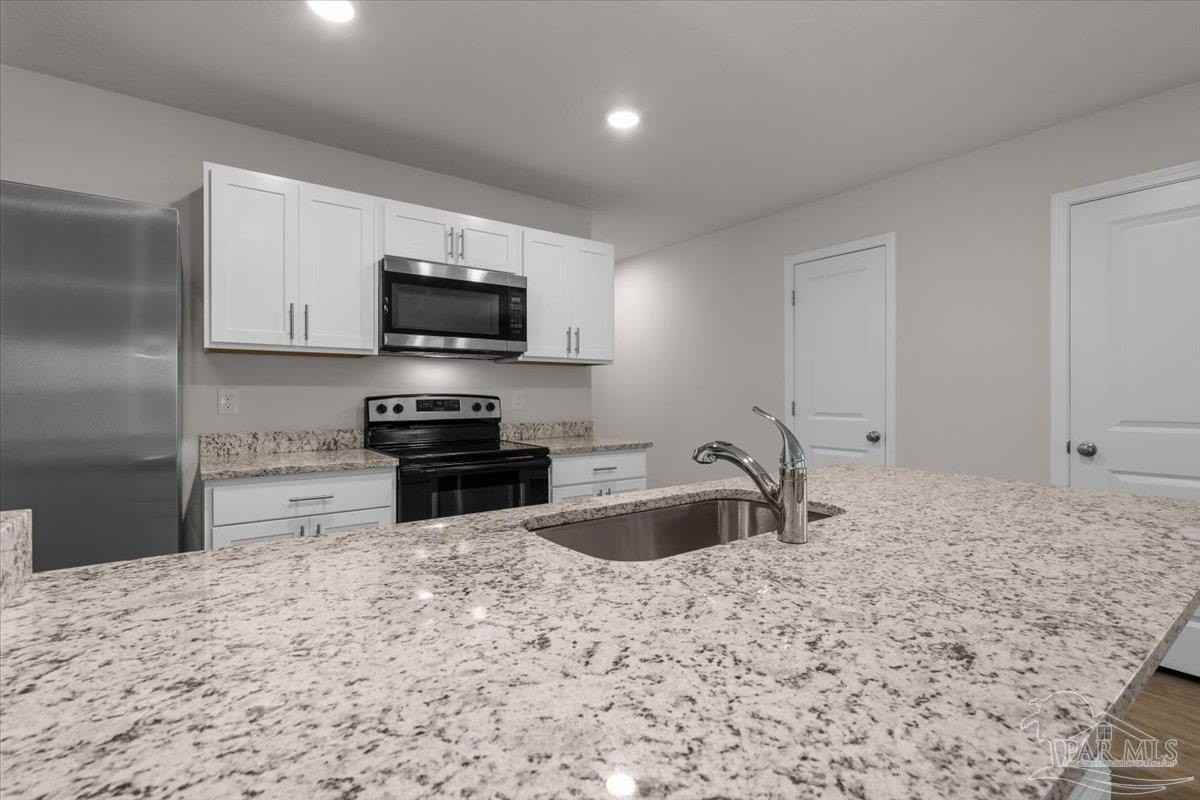 1116 Coniferous Ave - Photo 2 of 29