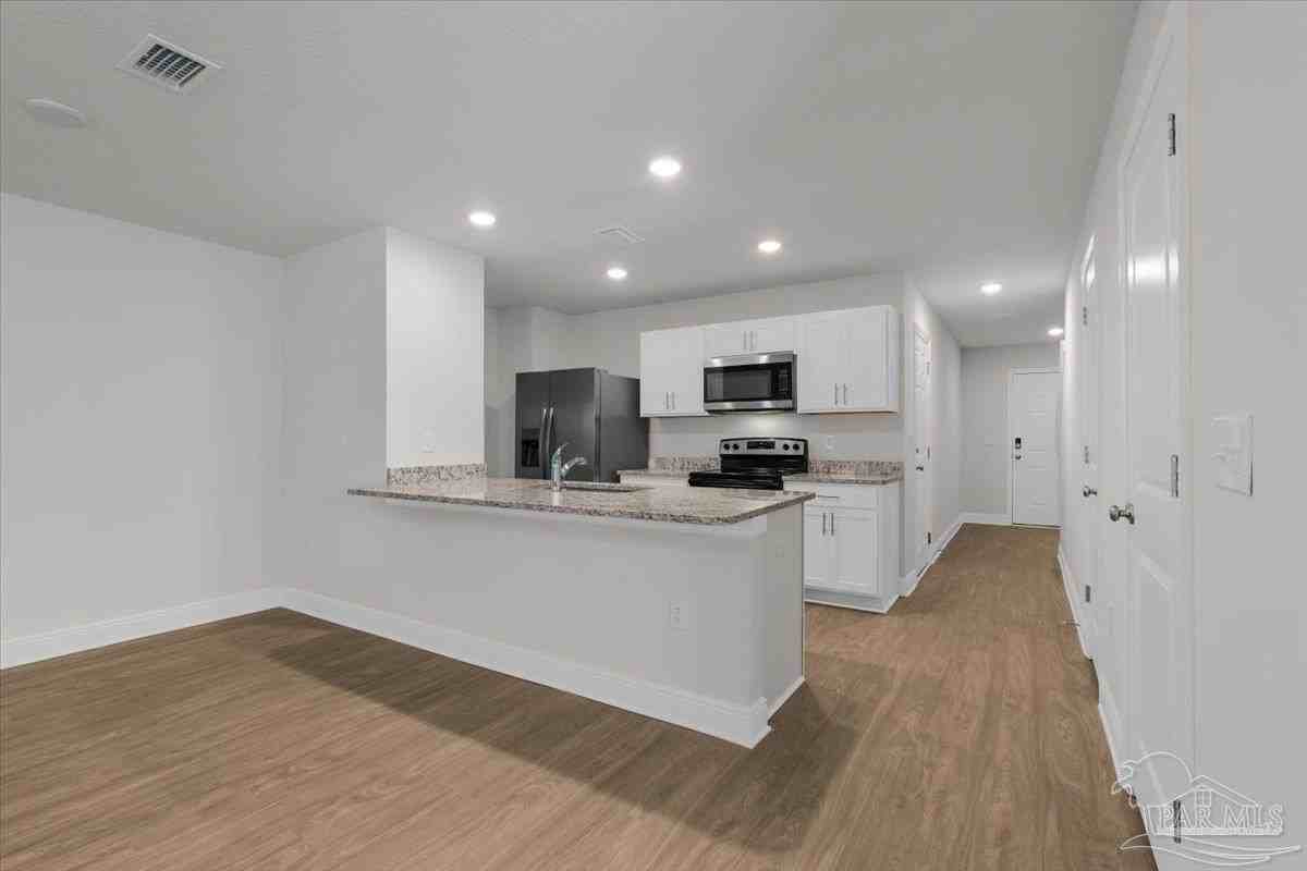1116 Coniferous Ave - Photo 4 of 29