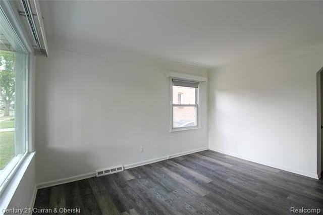 6832 Norborne Ave - Photo 2 of 17