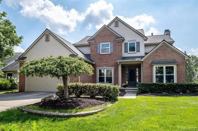 1760 Dogwood Trl - Photo 4 of 36