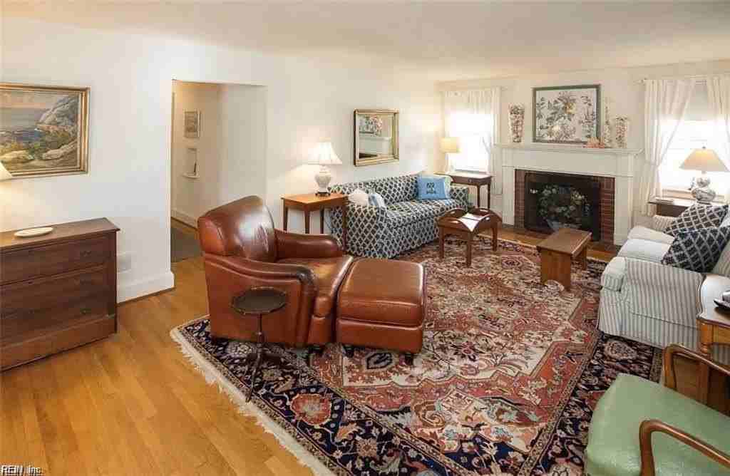 119 53rd St - Photo 3 of 11