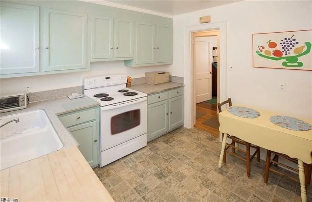 119 53rd St - Photo 6 of 11