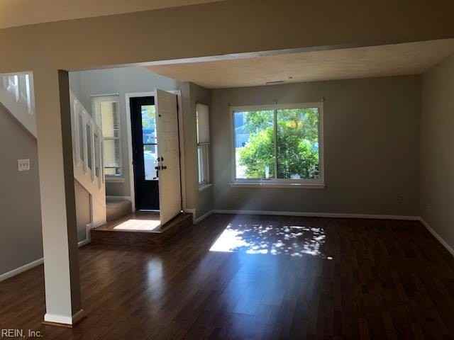 2312 Merl Cir - Photo 3 of 34