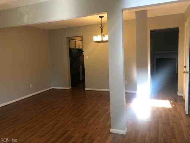 2312 Merl Cir - Photo 6 of 34