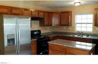 3214 Bapaume Ave - Photo 1 of 1