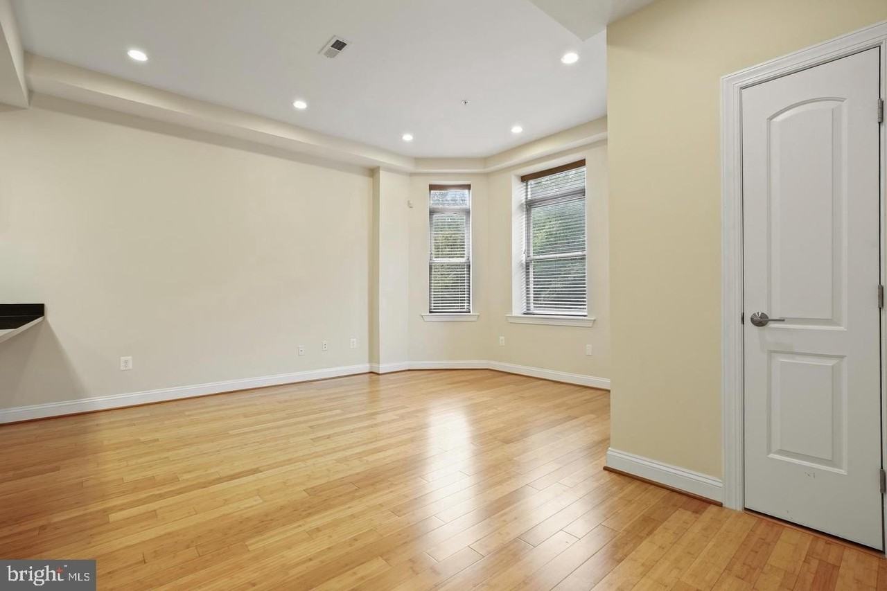 1333 Euclid St Nw #201 - Photo 6 of 23