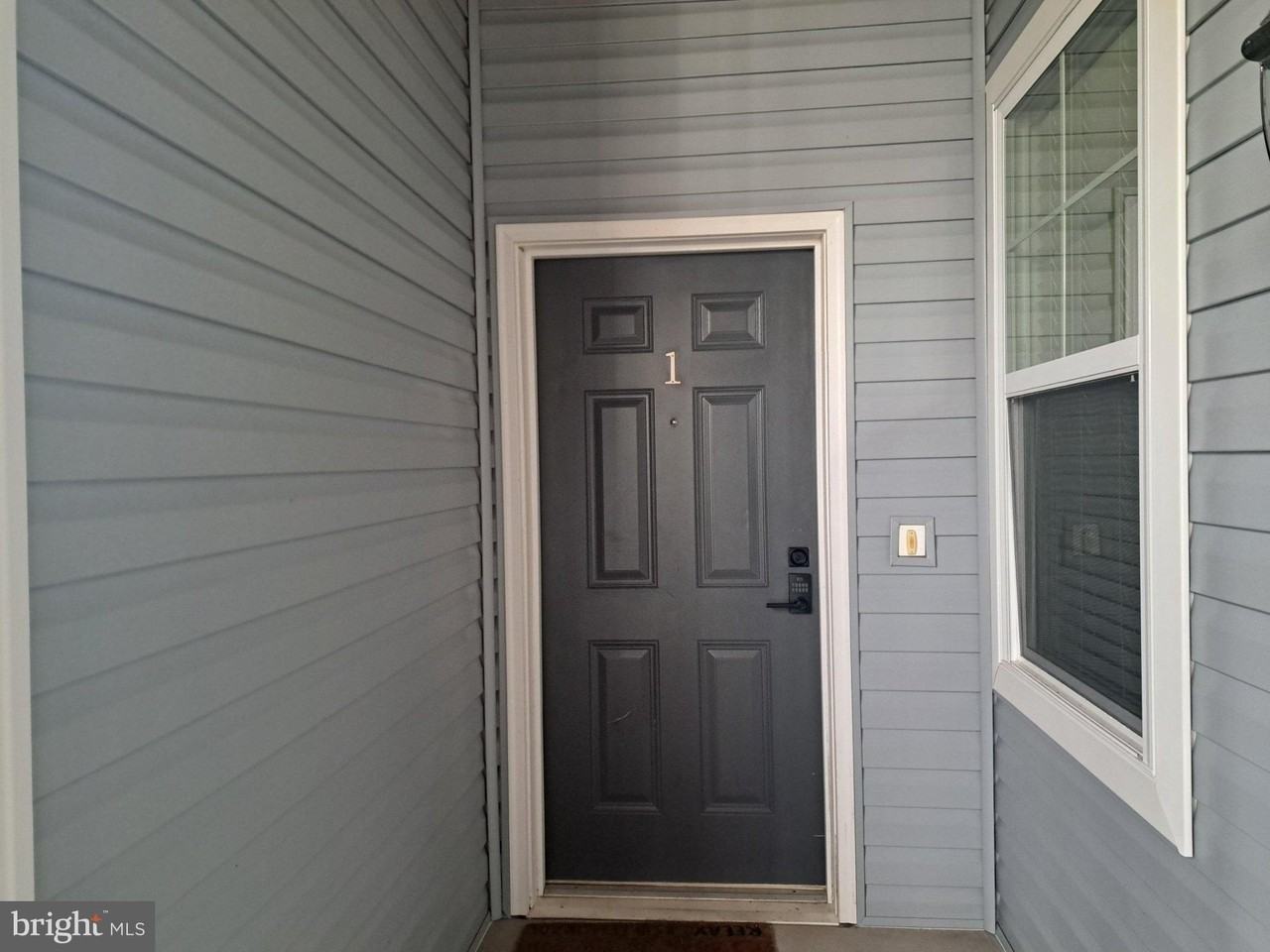 37684 Ulster Dr #1 - Photo 3 of 21