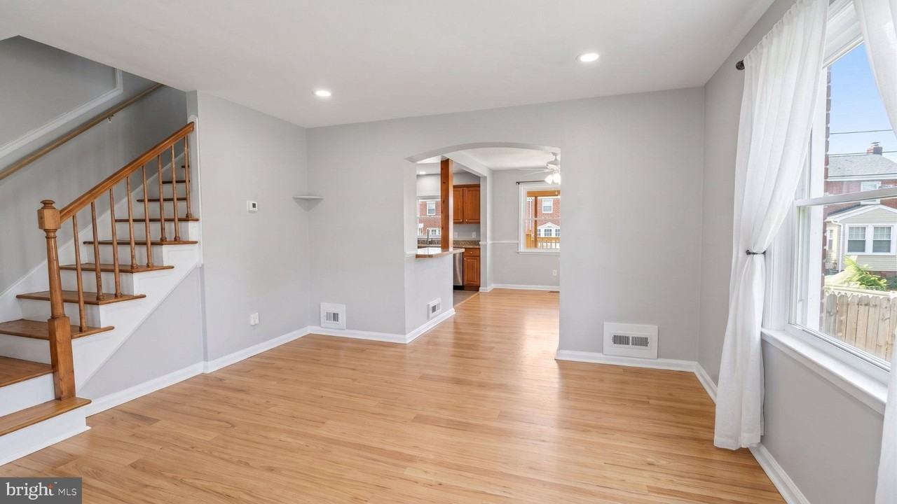 8344 Edgedale Rd - Photo 4 of 12