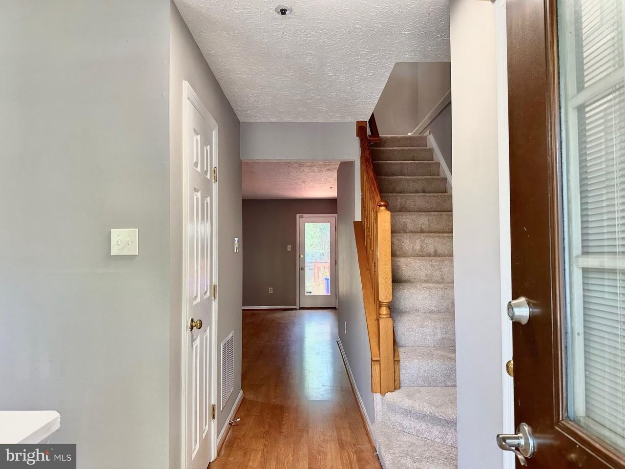 20527 Lowfield Dr - Photo 3 of 40