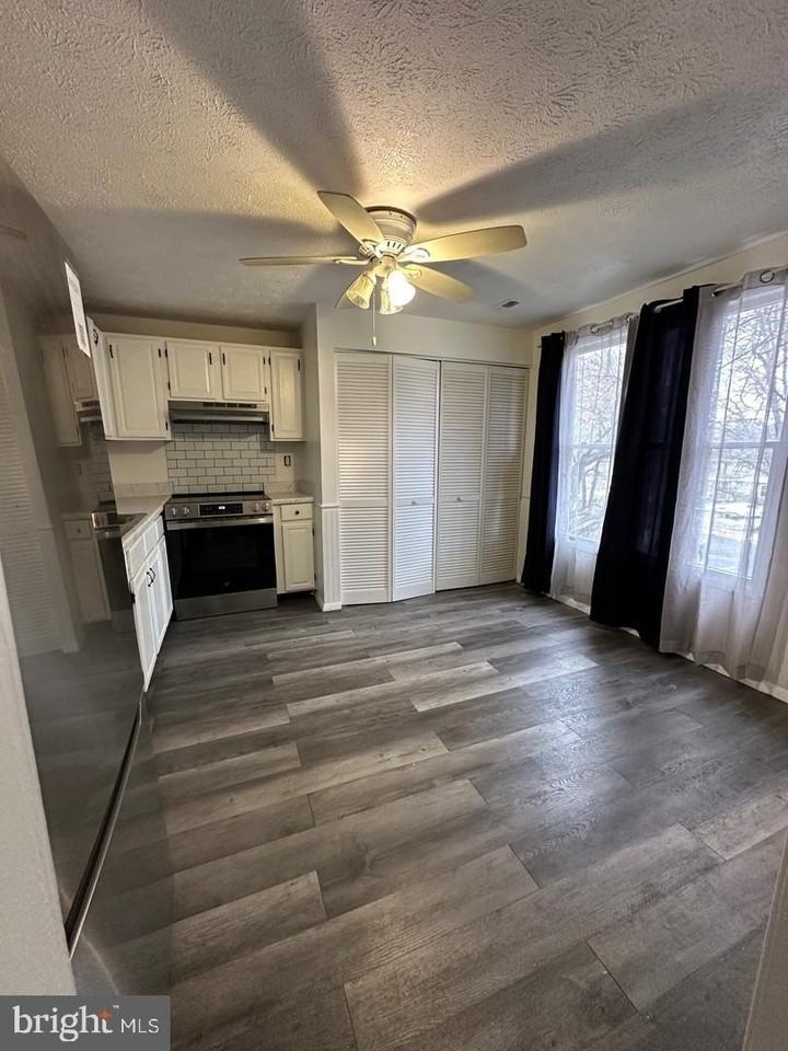 19611 Twinflower Cir - Photo 4 of 16