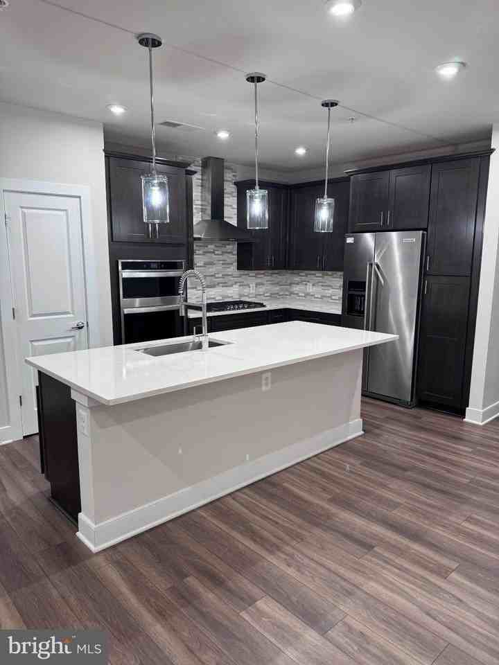 104 Saint Ives Pl #404 - Photo 3 of 15