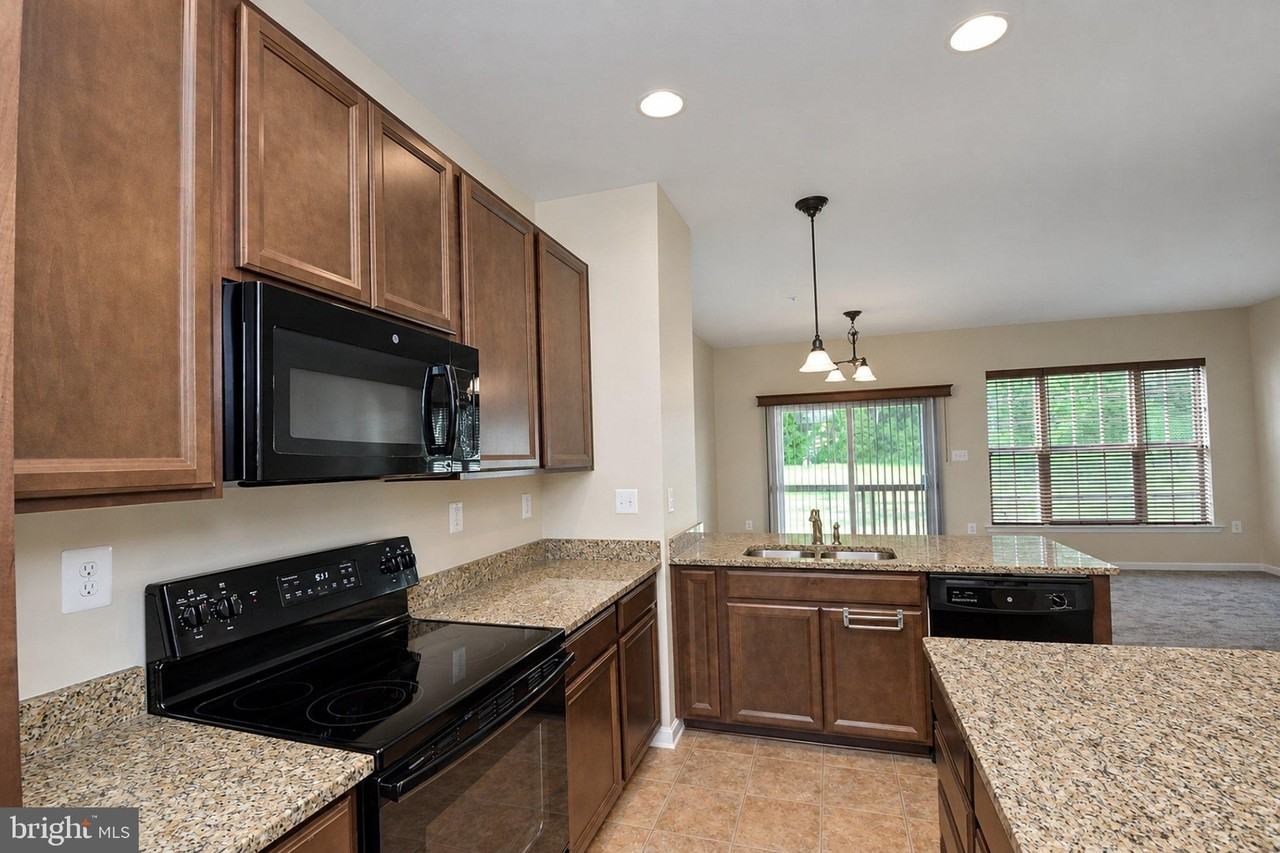 45759 Bethfield Way - Photo 5 of 19