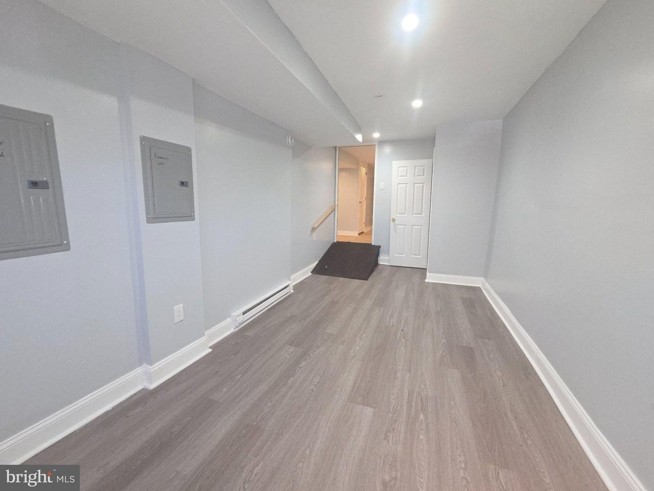5857 Warrington Ave - Photo 4 of 20
