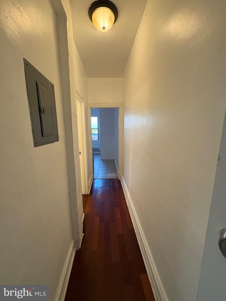 356 E Walnut Ln #2 - Photo 7 of 8