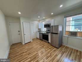 121 N 21st St #3R - Photo 1 of 1