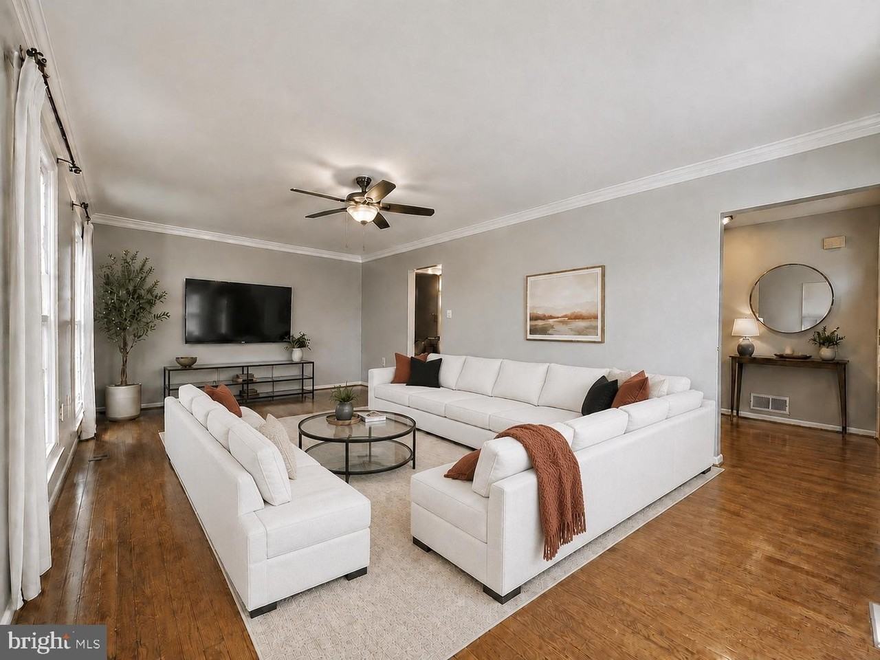 4513 Shoal Creek Ct - Photo 5 of 45