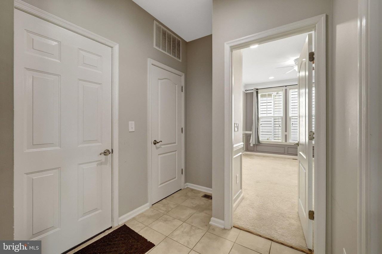 21236 Lady Fern Pl - Photo 5 of 50