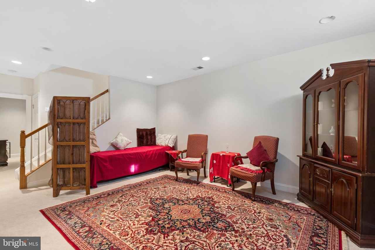 43610 Aldie Mill Ct - Photo 4 of 19