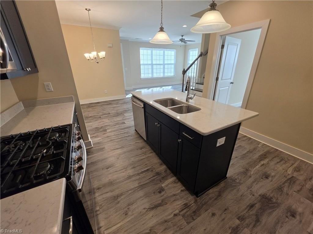 1751 Eastfall St - Photo 6 of 25