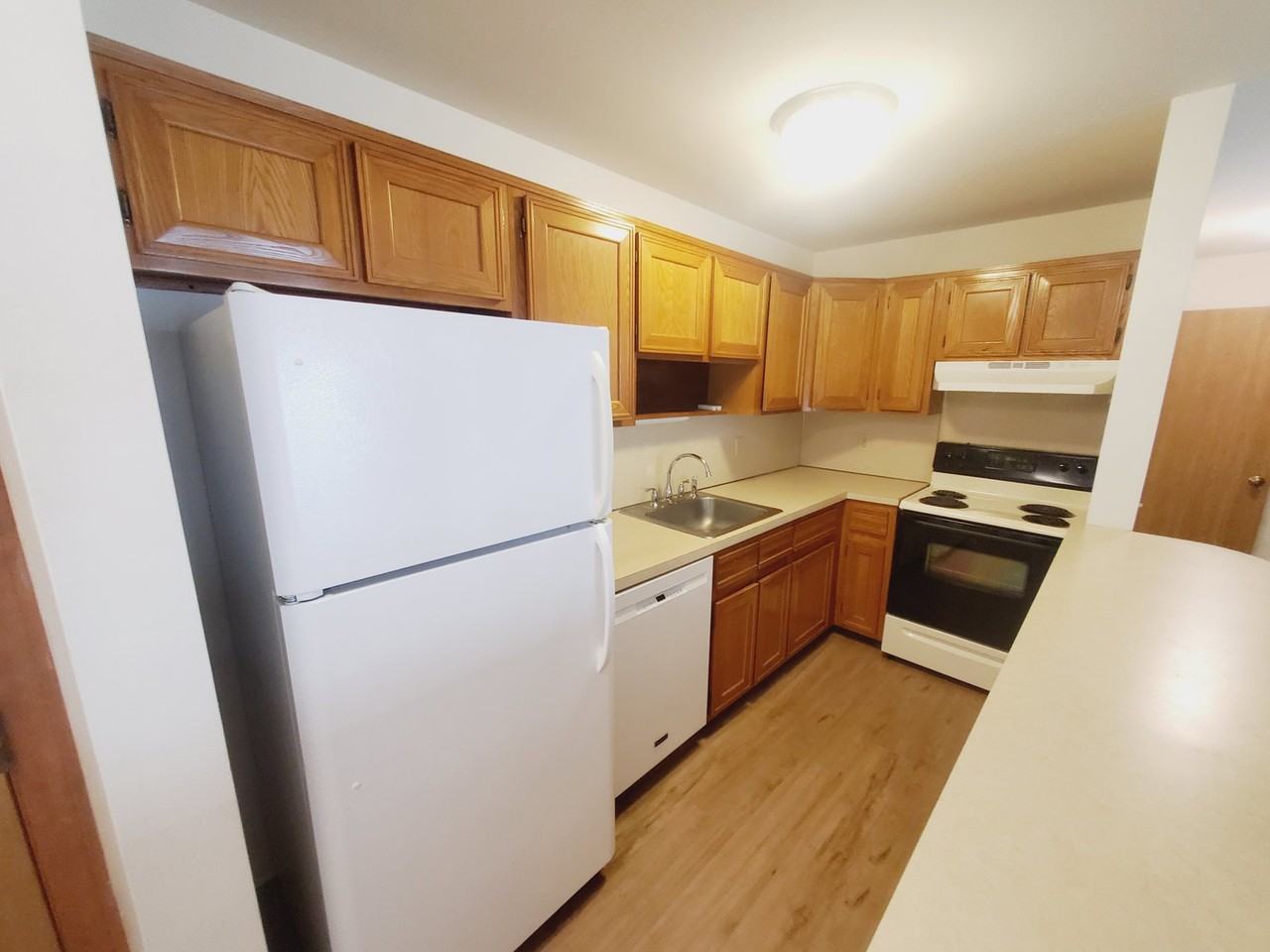 55 Glenbrook Rd #L
