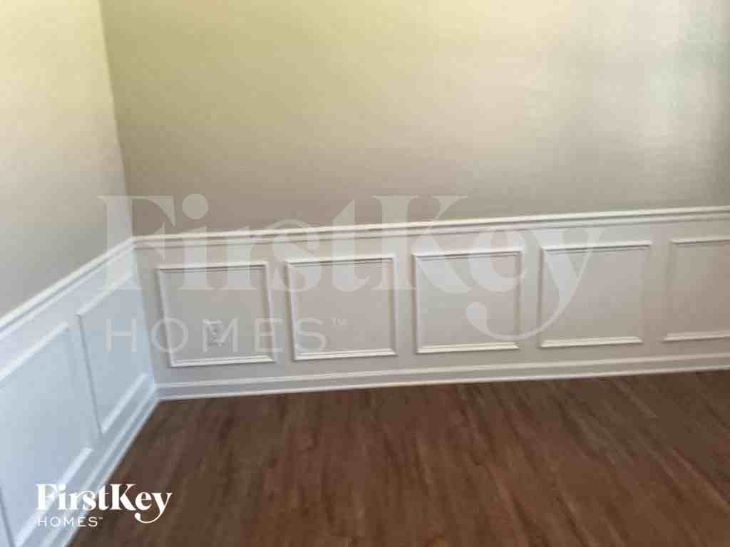 120 Arbor Creek Trl - Photo 2 of 10
