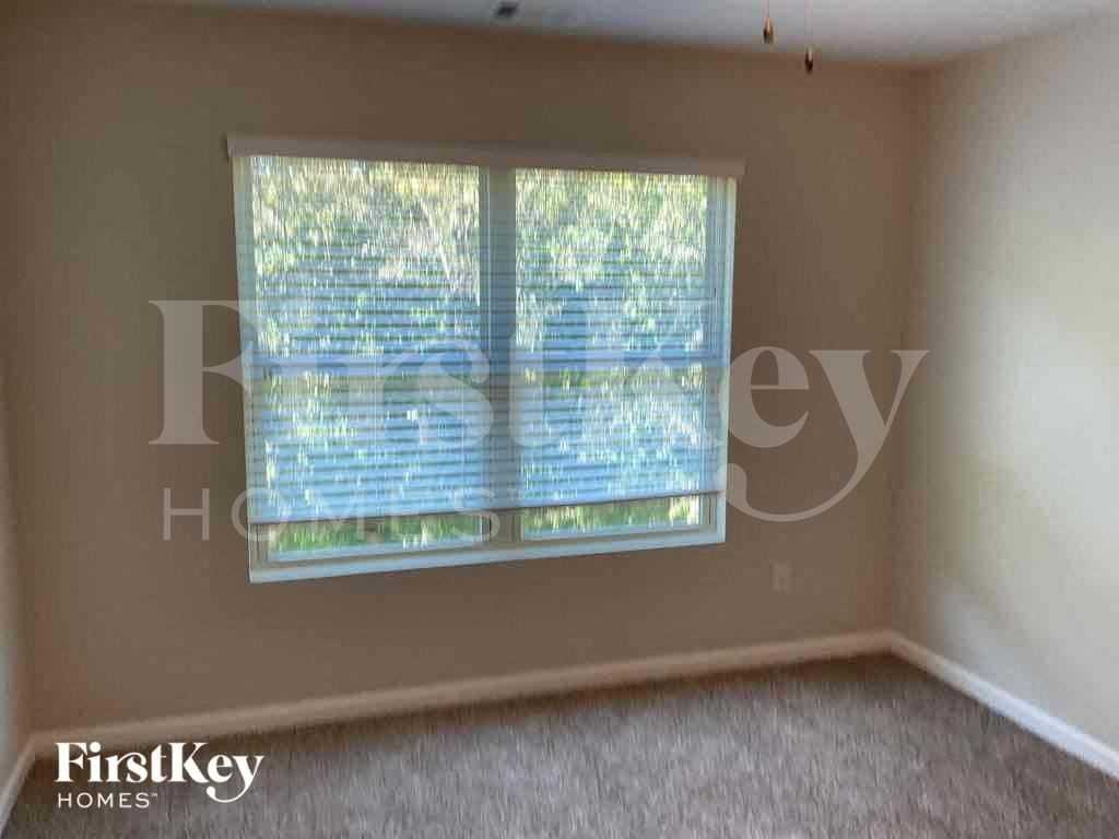 120 Arbor Creek Trl - Photo 4 of 10