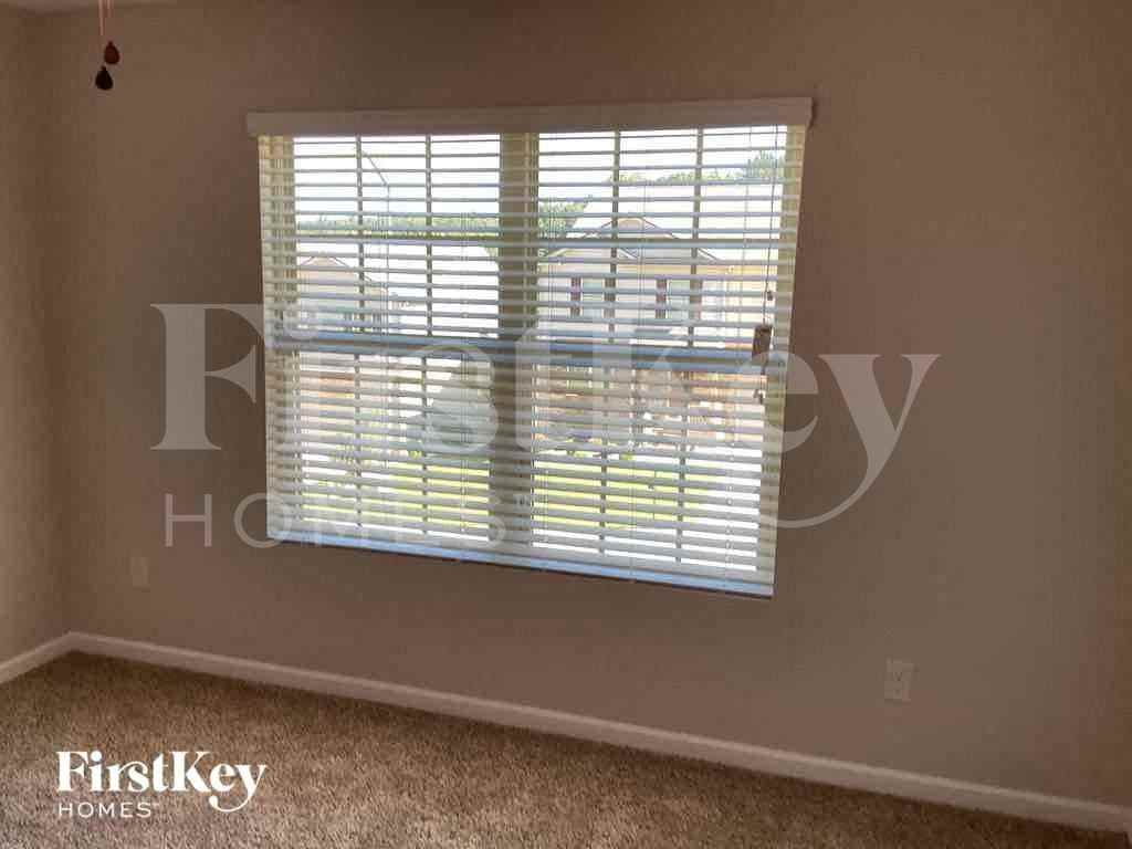 120 Arbor Creek Trl - Photo 7 of 10