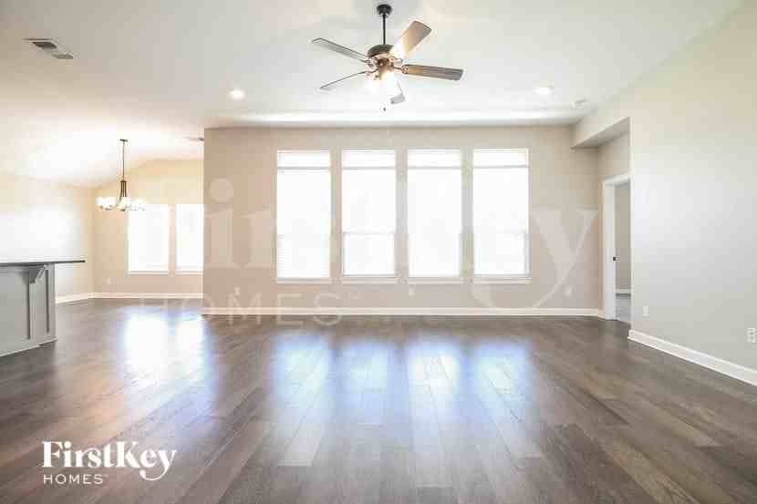 716 Scully Rd - Photo 2 of 15