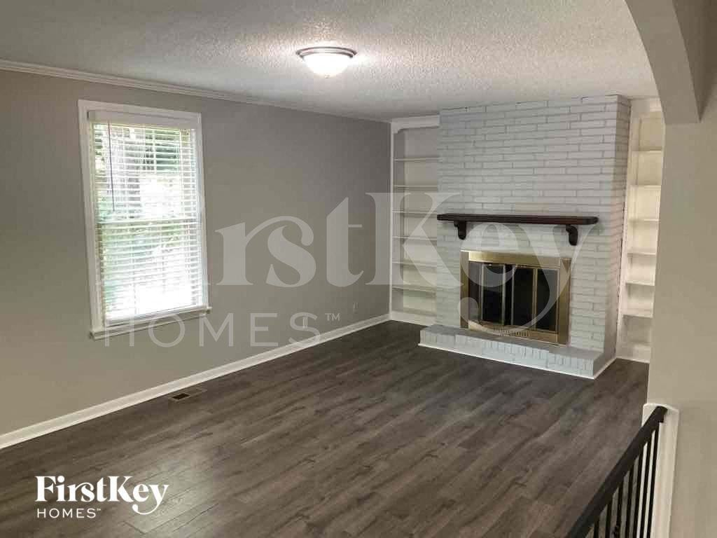 4837 Concord Dr - Photo 3 of 14