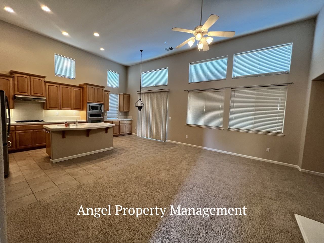 10113 Annie St #1 - Photo 3 of 18
