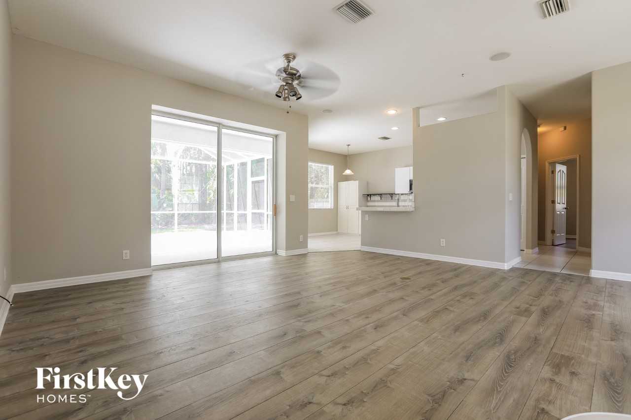 3773 Eagle Pass St - Photo 2 of 15