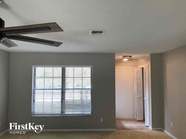 5524/5516 Veracruz Terrace - Photo 3 of 11