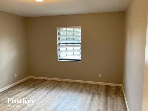 5524/5516 Veracruz Terrace - Photo 6 of 11