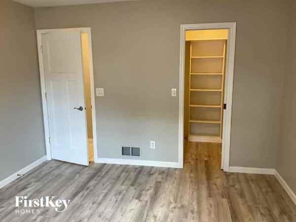 5524/5516 Veracruz Terrace - Photo 7 of 11