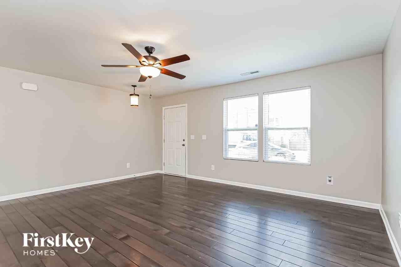 1564 Brett Shane Ct - Photo 3 of 15
