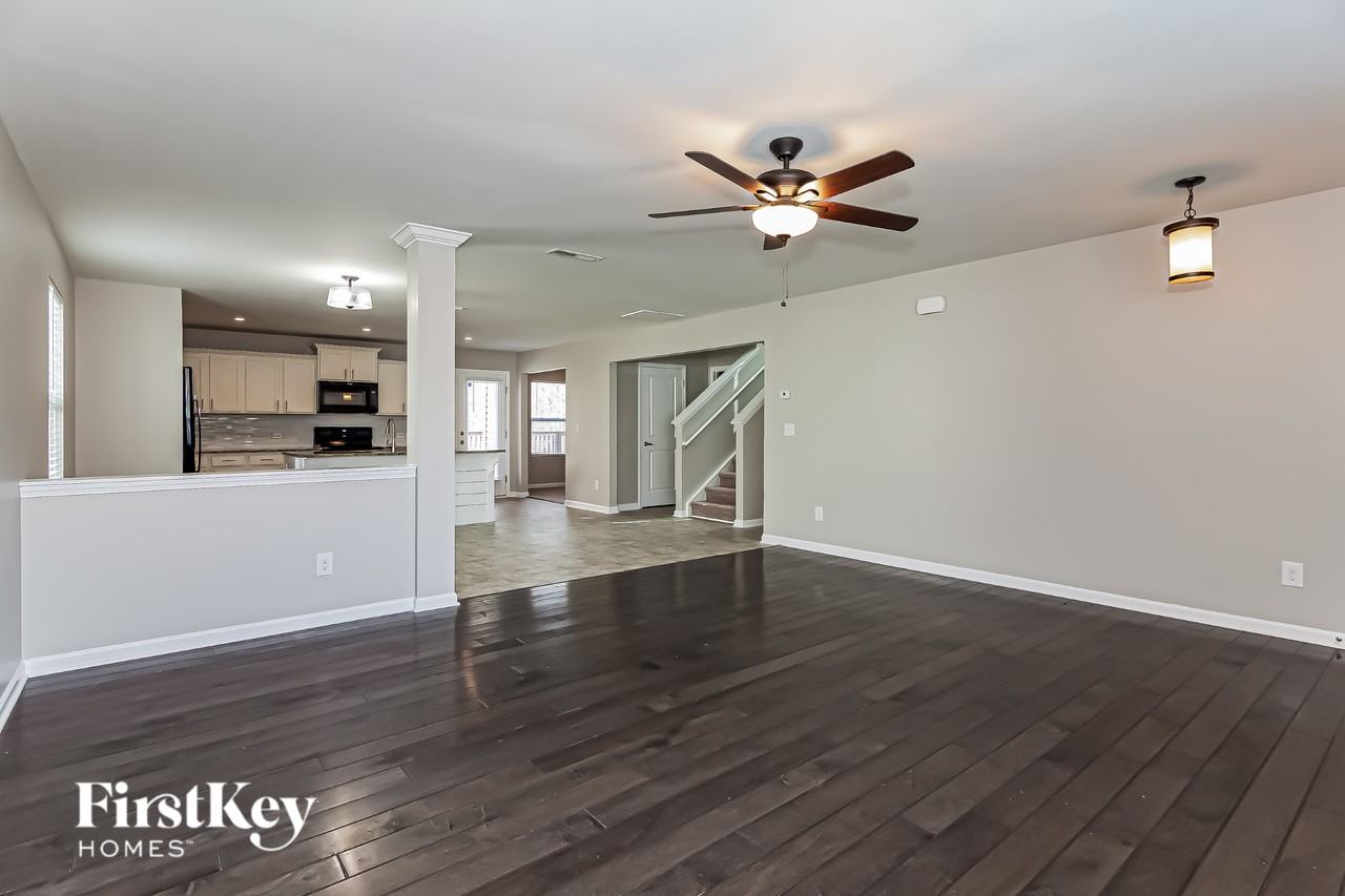 1564 Brett Shane Ct - Photo 4 of 15