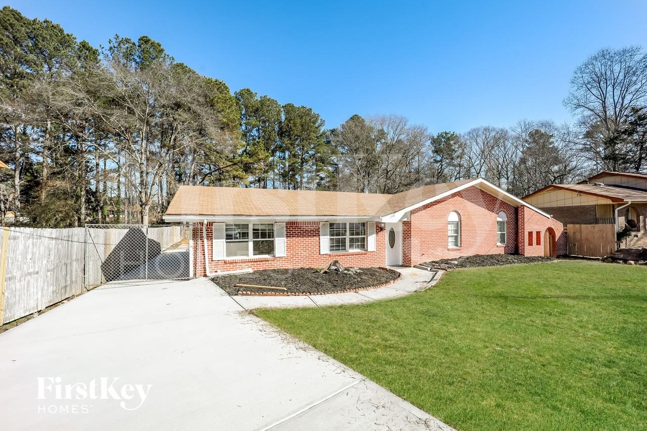 3480 Leisure Ln - Photo 2 of 15