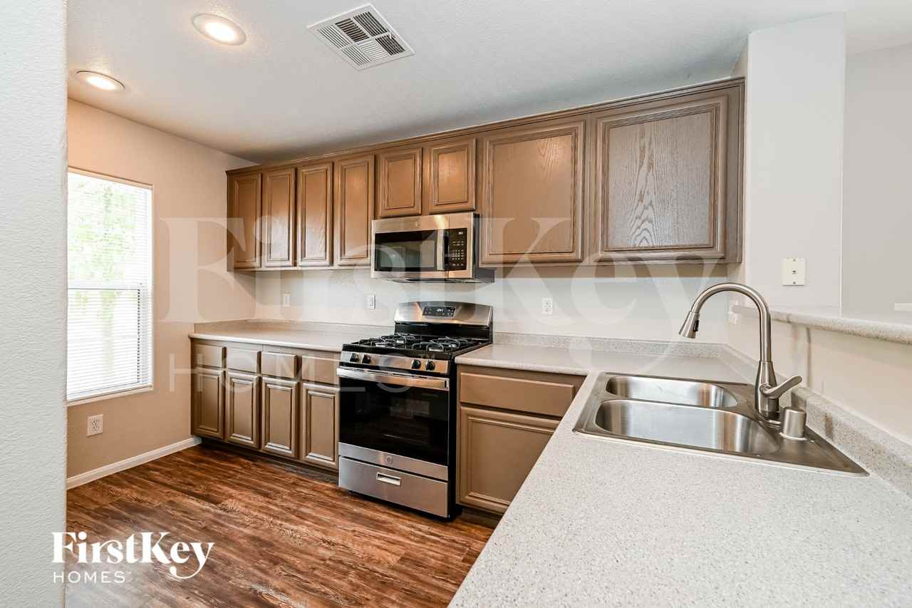 1233 Plum Canyon St - Photo 6 of 15