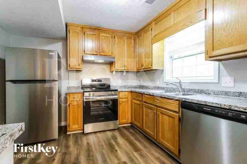 819 Overlook Trl - Photo 6 of 16