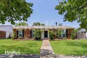 featured image of 9113 Linda Vista Dr