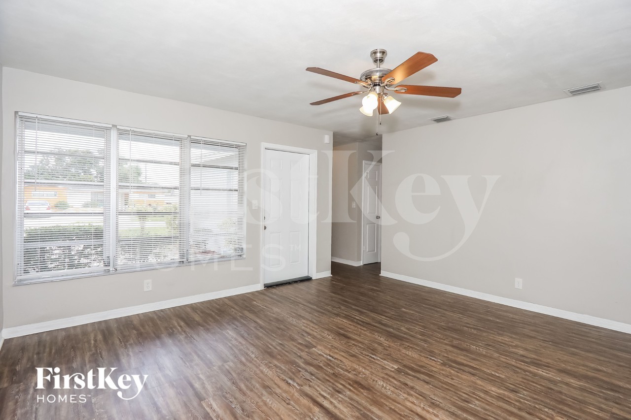 6670 Charleston St - Photo 2 of 16