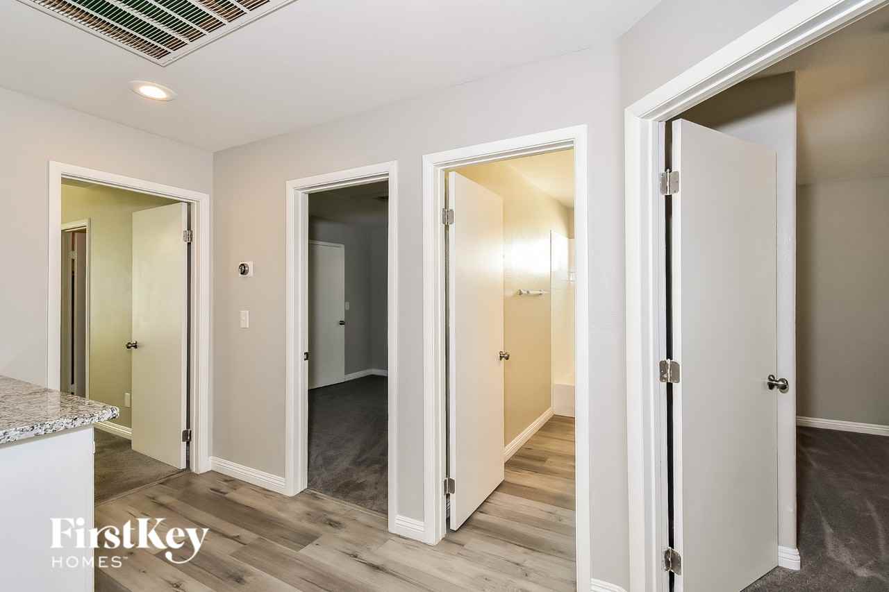 4275 Judith Dr - Photo 5 of 16