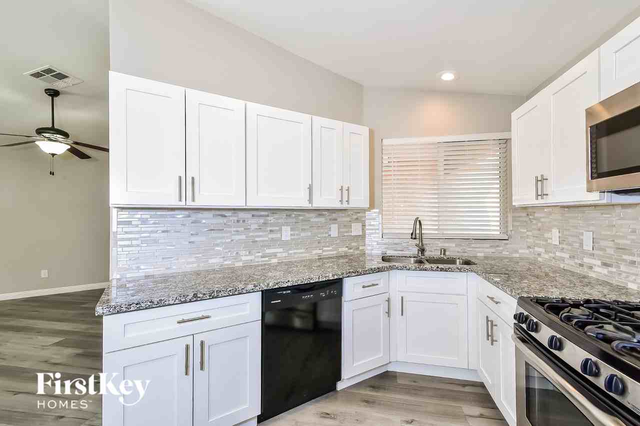 4275 Judith Dr - Photo 7 of 16