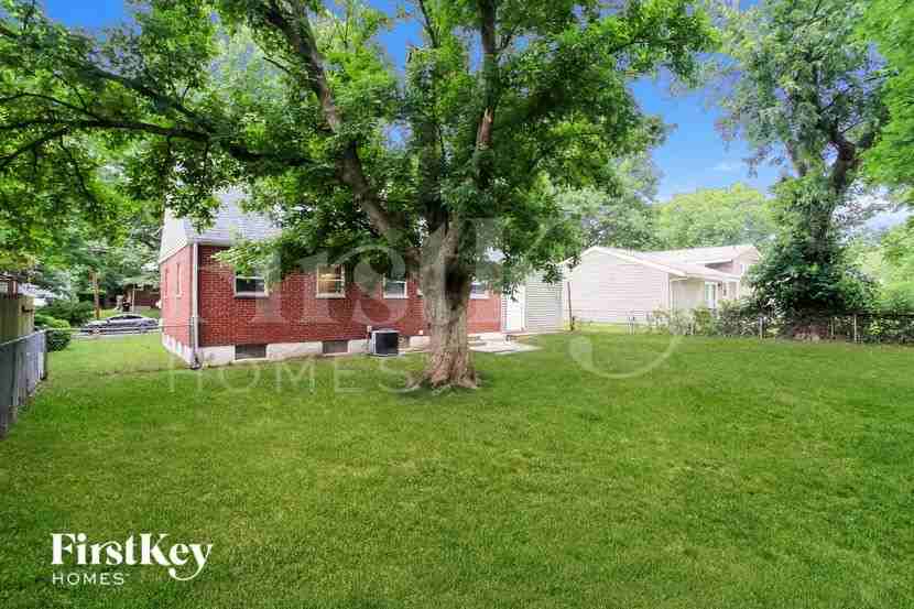 11526 Framingham Dr - Photo 2 of 2