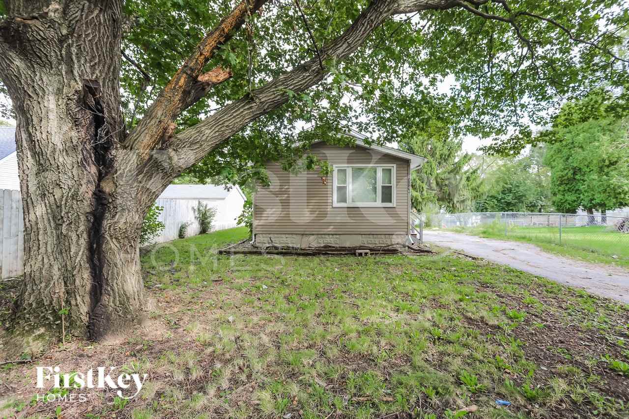 1146 Hinckley St - Photo 2 of 15