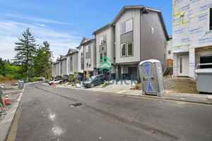 featured image of 16830 20th Ave W #D10